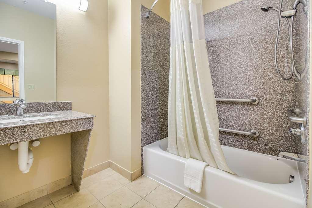 Americas Best Value Inn & Suites Tomball Exteriör bild